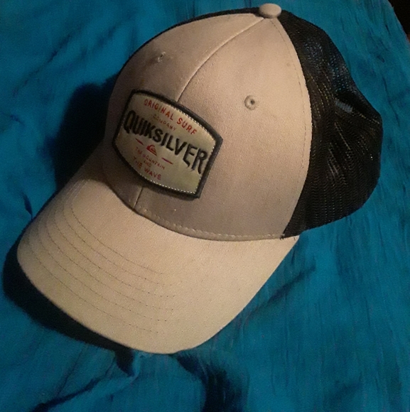 Quicksilver Unisex Snap-Back Ball Cap/Hat - Picture 8 of 16